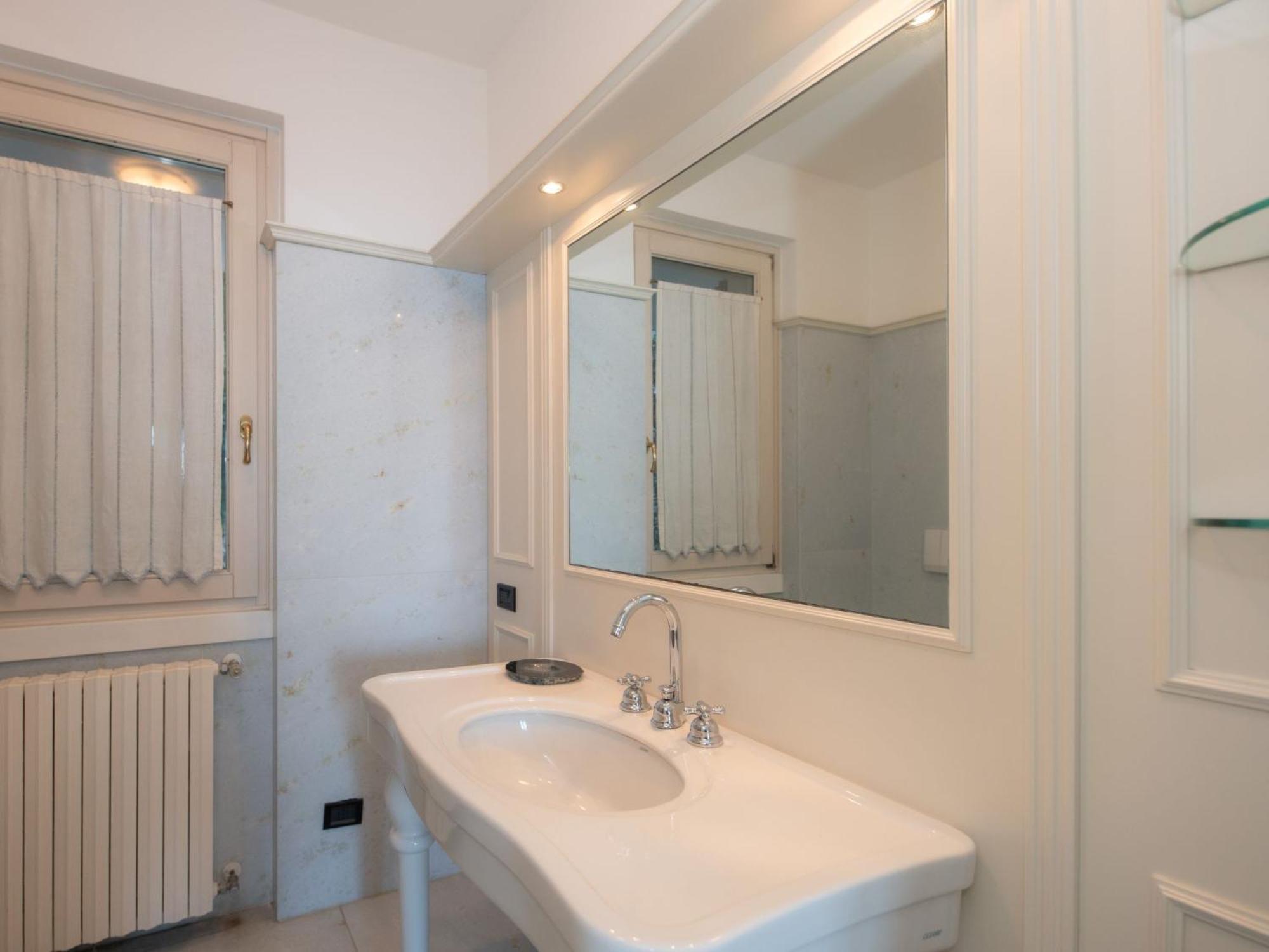 Apartment Punta Borromea By Interhome Stresa Exterior photo