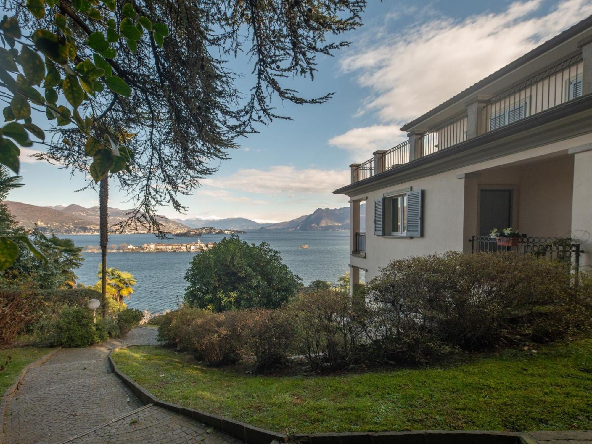 Apartment Punta Borromea By Interhome Stresa Exterior photo